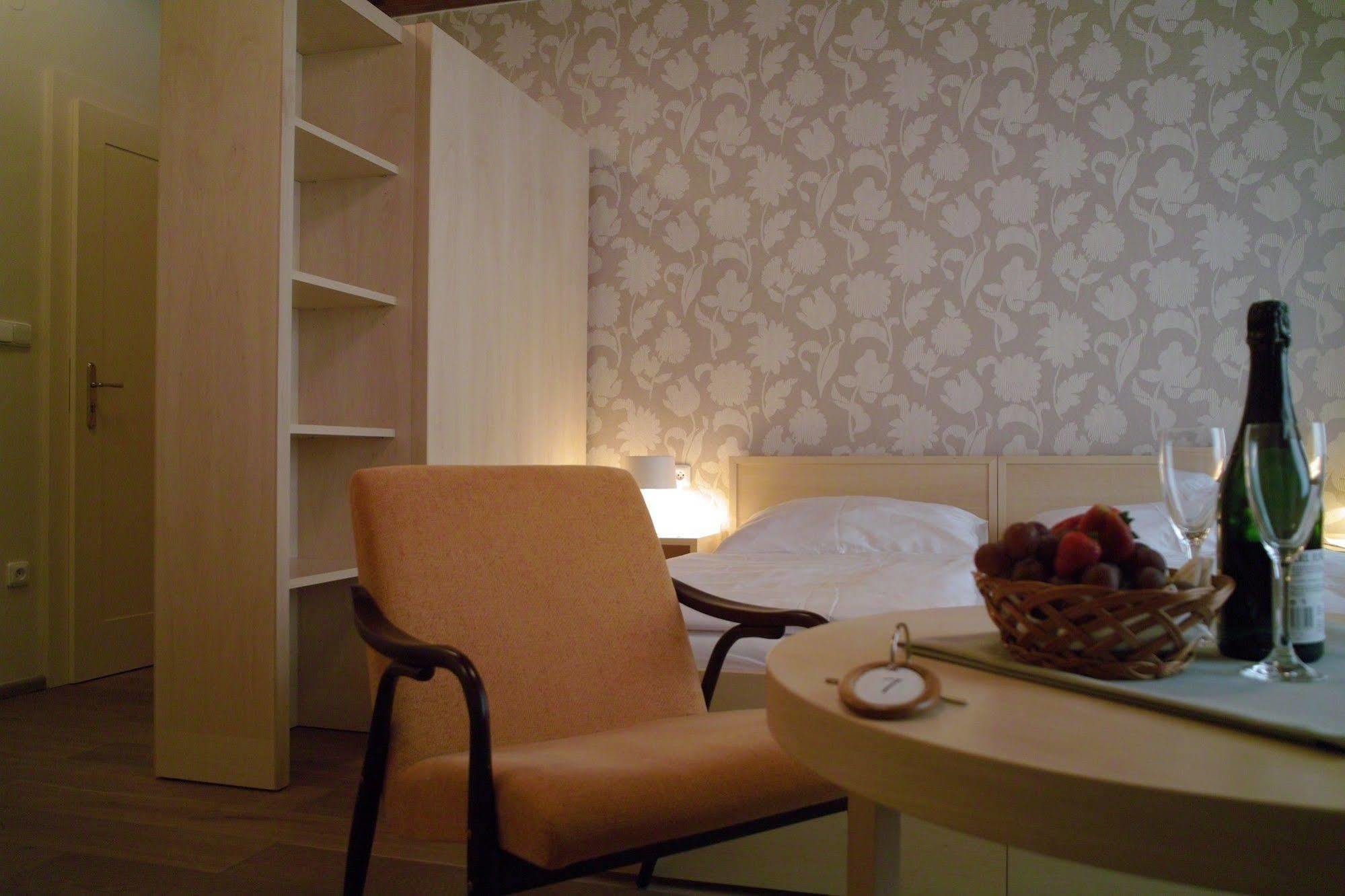 Pension Kriva Olomouc Exterior photo
